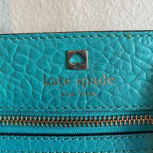 ❌SOLD❌ Kate Spade Perri Lane Satchel Turquoise - Picture 4 of 14